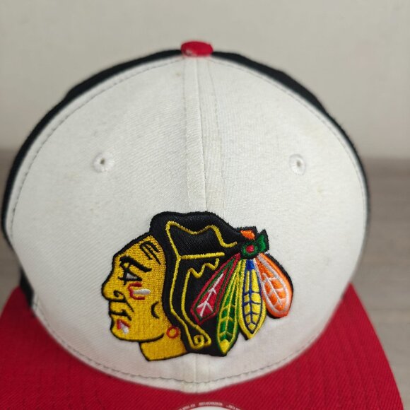 New Era 9Fifty Chicago Blackhawks Snapback Hat - Picture 5 of 10